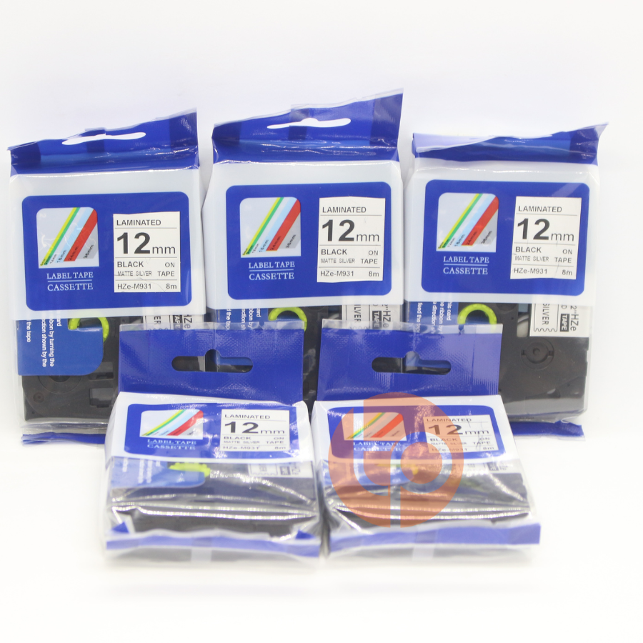 Combo 5 nhãn in HZe-M931, khổ rộng 12mm* dài 8m, chữ đen nền bạc